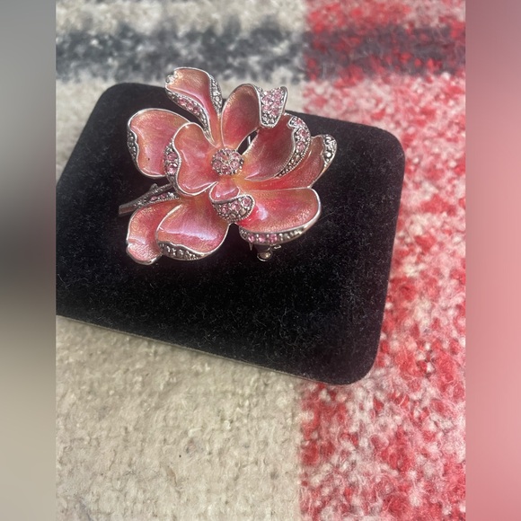 Monet brooch - Picture 2 of 6